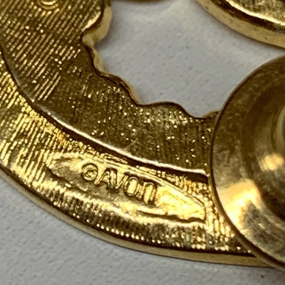 Avon Pin Hairdresser - Picture 12 of 16